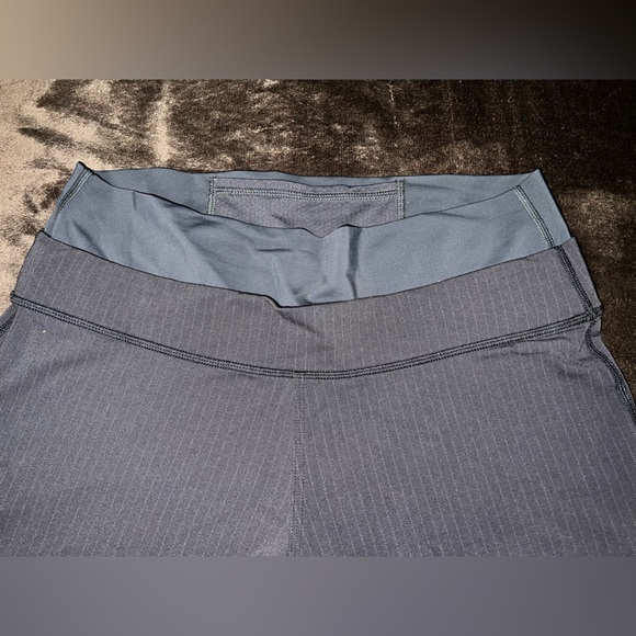 Lululemon - Picture 4 of 7